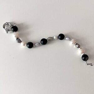 Contemporary Freshwater Pearls Bracelet